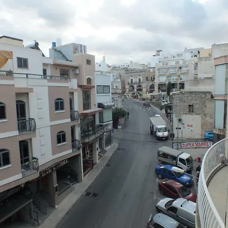 House With View * Mellieha
